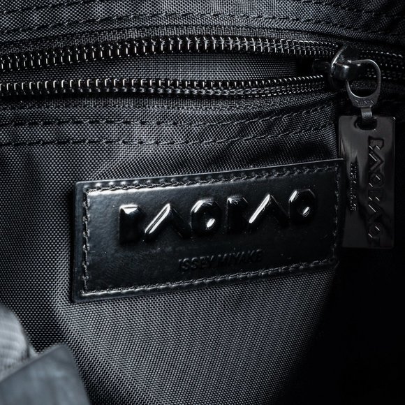 Issey Miyake Black Bao Bao Lucent Tote Bag - Picture 3 of 11